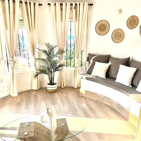 Apartment Villa Familia Denia
