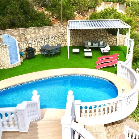 Villa Familia *